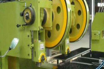 沈陽二手設(shè)備翻新噴漆哪種漆適合？市場調(diào)查結(jié)果揭曉