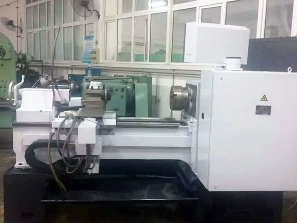 機(jī)械廠(chǎng)設(shè)備噴漆